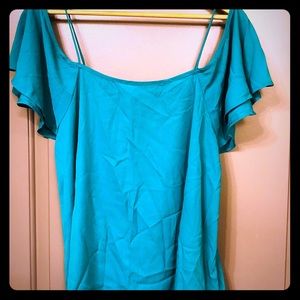 Franchesca’s off the shoulder blouse 3/$20 ✅